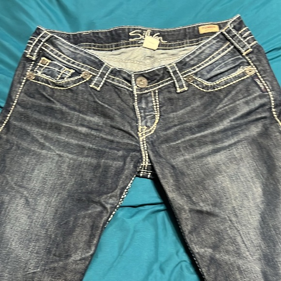 Women’s Silver jeans - Picture 5 of 9
